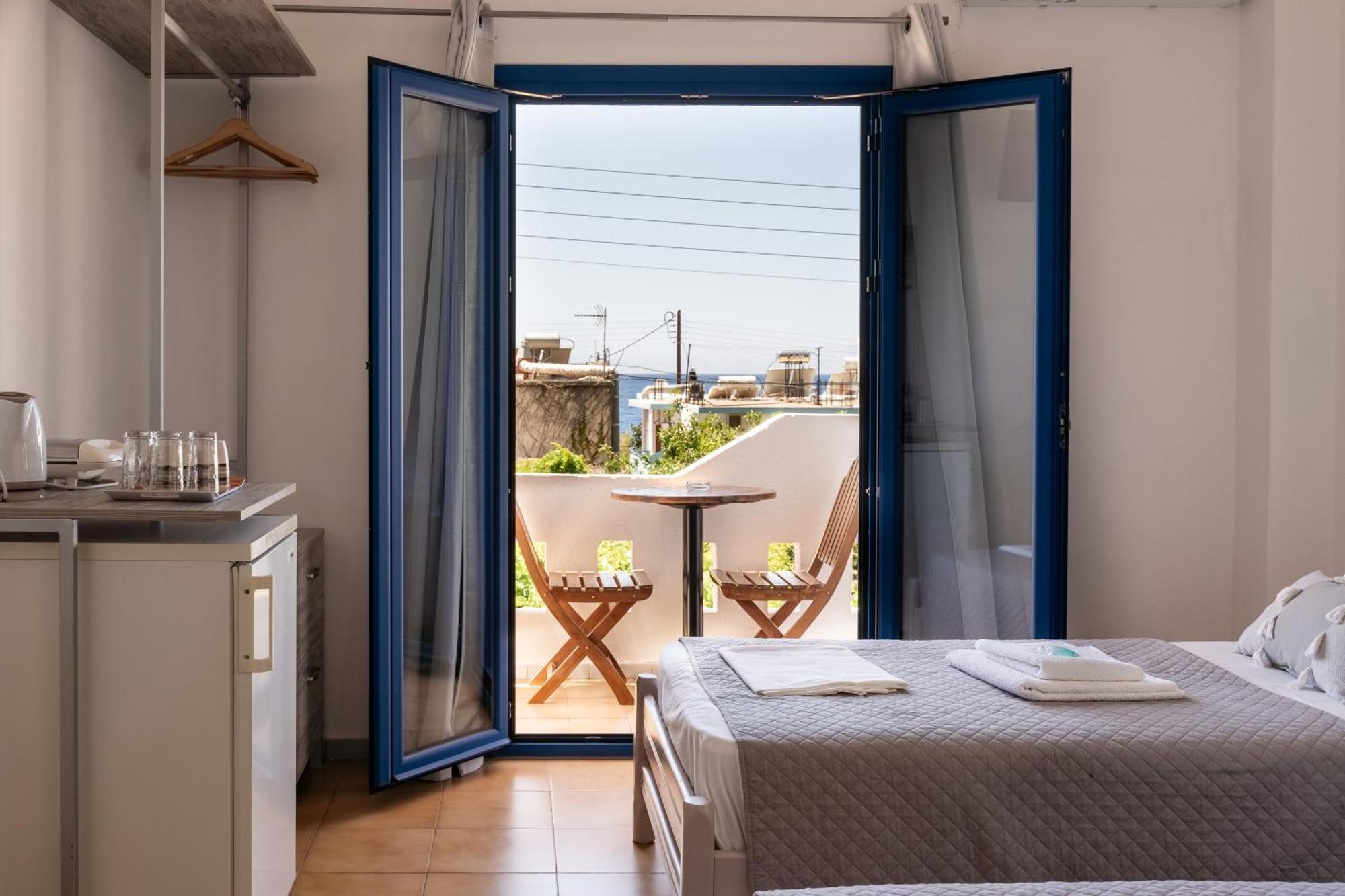 Giannis Rooms Agia Roumeli Exterior foto