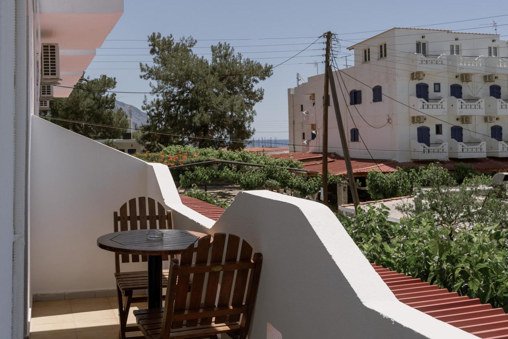 Giannis Rooms Agia Roumeli Exterior foto
