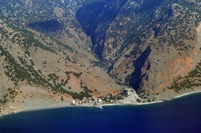 Giannis Rooms Agia Roumeli Exterior foto